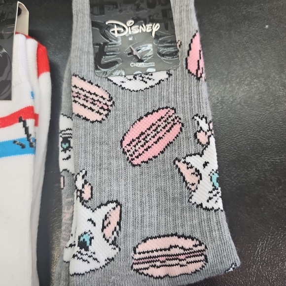 NWT 2 Pairs Women's Disney Crew Socks Aristocats & Toy Story Hot Topic Size 9-11 - Picture 2 of 7